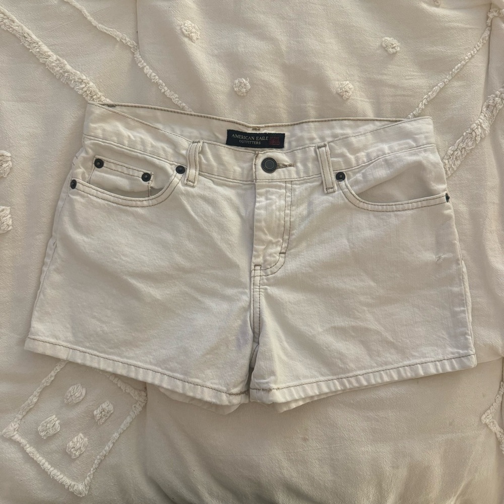 American Eagle Outfitters Women's White Shorts